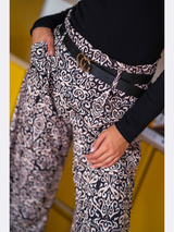 Pantaloni damă palazzo cu print și curea