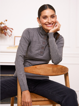 Pulover femei cu guler rulat și nasturi- Gri melange