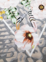 Bluză femei cu dungi și panou floral la față