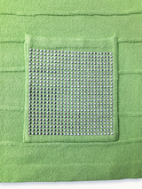 Cardigan femei tricotat verde kiwi cu ornament pe buzunar