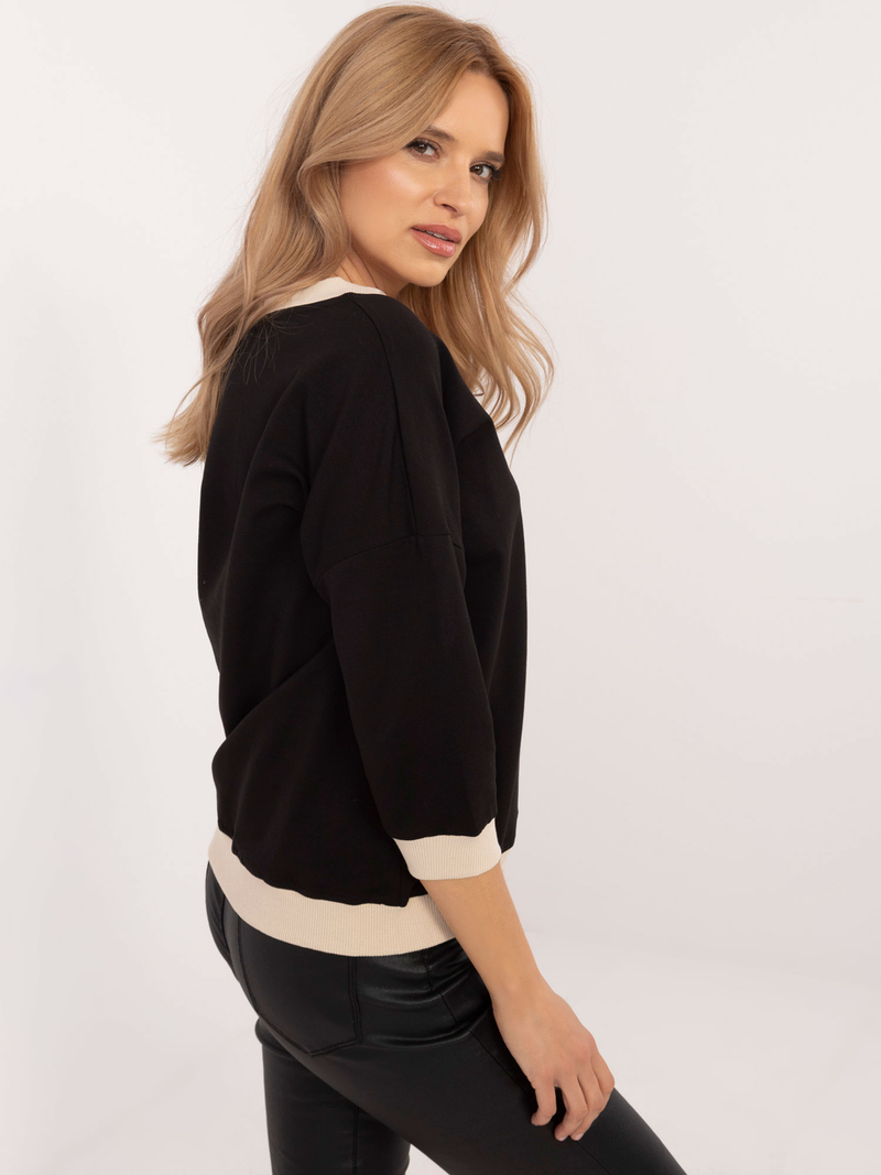 Bluză damă Plus Size cu decolteu V și print gold- Negru