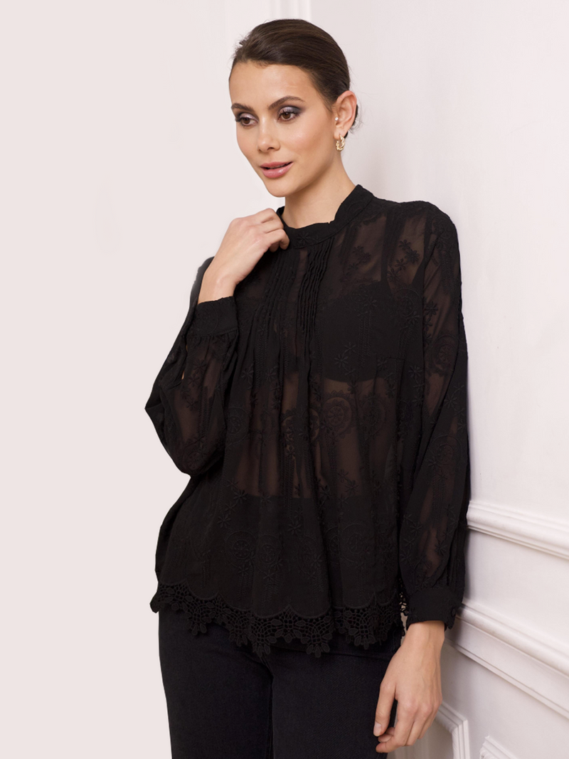 Bluză damă Plus Size elegantă cu broderie și dantelă- Negru